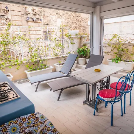 Le Volte Di San Leonardo Gasthof Monopoli